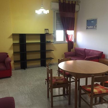 Апартаменты 90Ss Apartament Реджо-ди-Калабрия Экстерьер фото