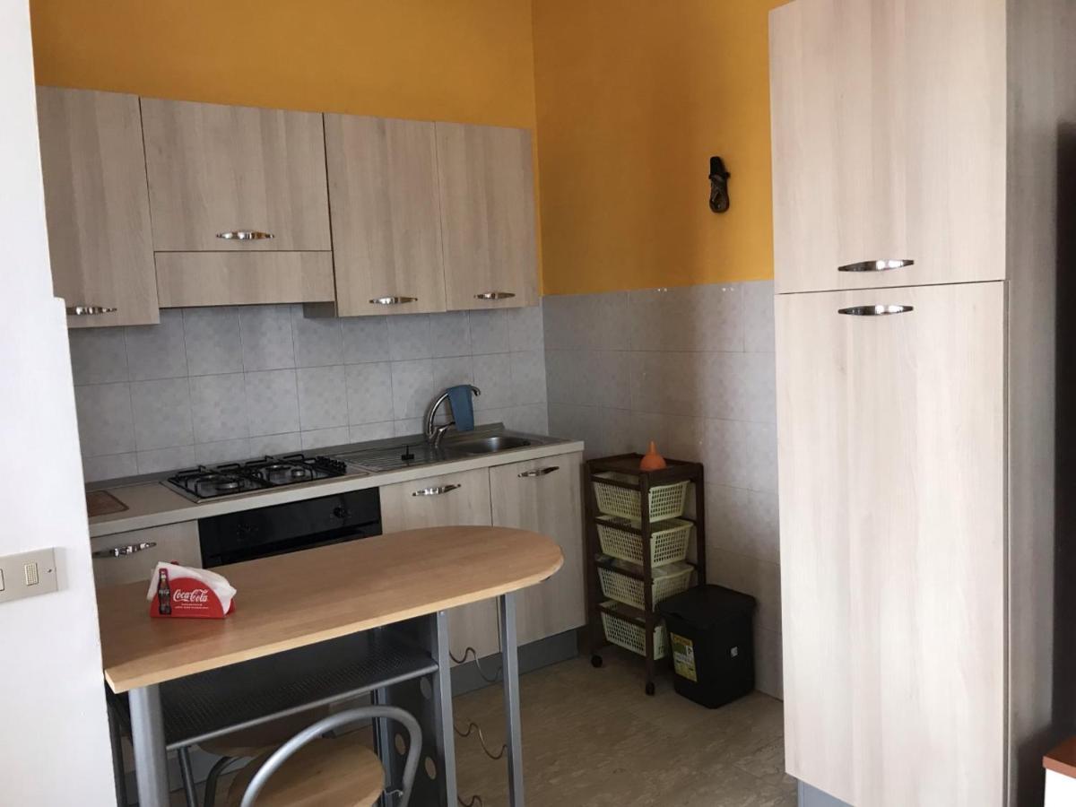 Апартаменты 90Ss Apartament Реджо-ди-Калабрия Экстерьер фото