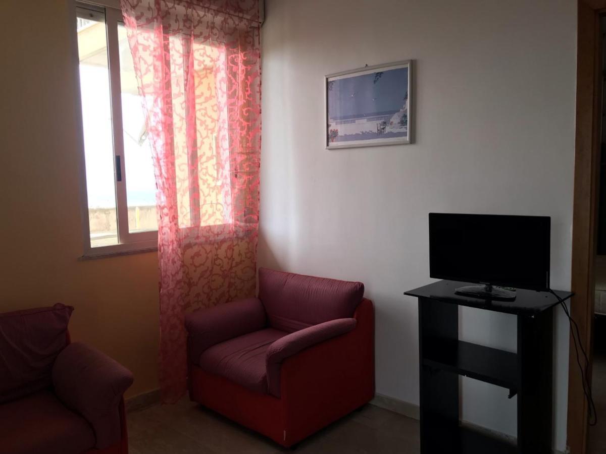 Апартаменты 90Ss Apartament Реджо-ди-Калабрия Экстерьер фото